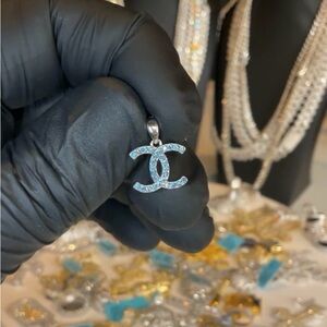 CC pendant- royal blue moissanite sterling silver 925. - BRAND NEW